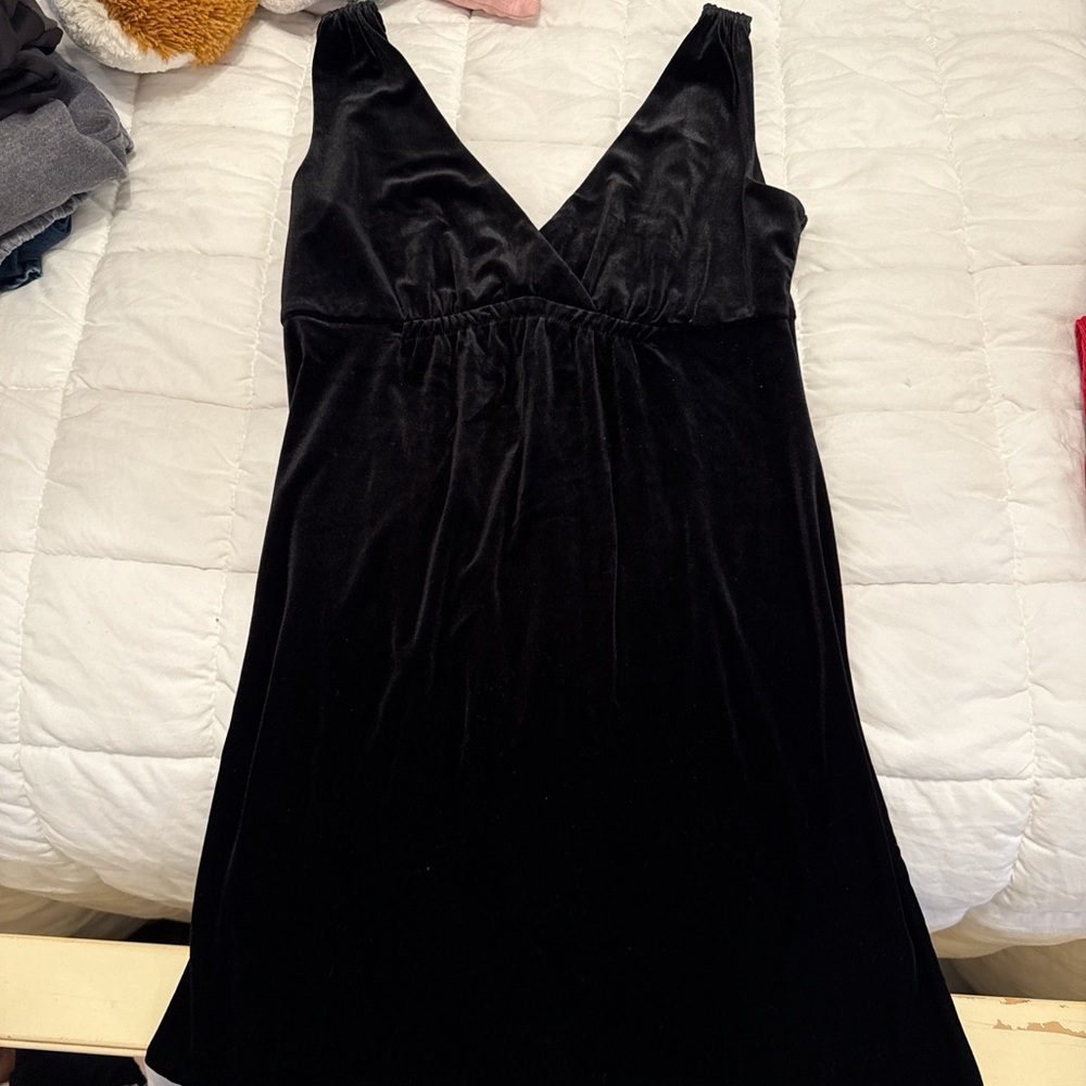 Elegant Black Velvet Dress